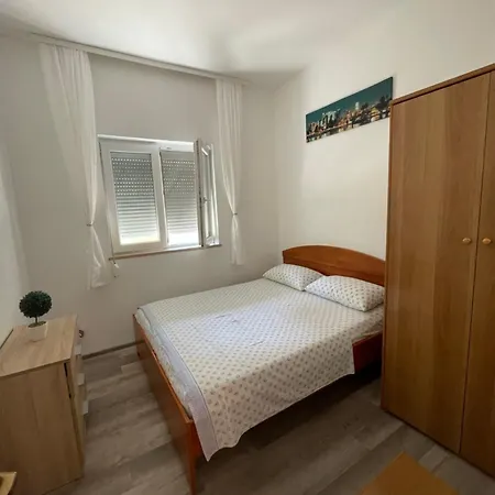 A&r Apartment Liznjan