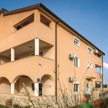 Apartman A&r